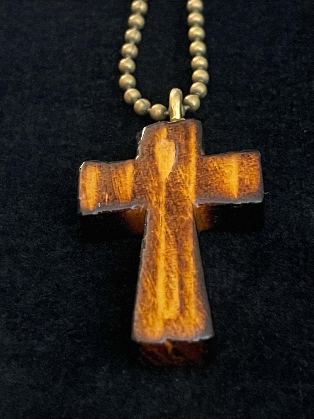 Vintage Wooden Cross Pendant necklace!